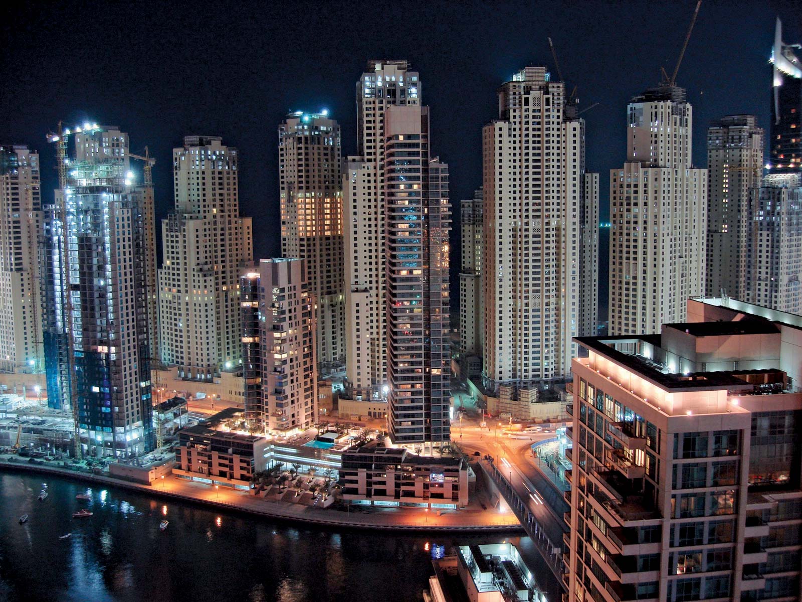 10 Reasons Why You Should Make Dubai Your Holiday Destination